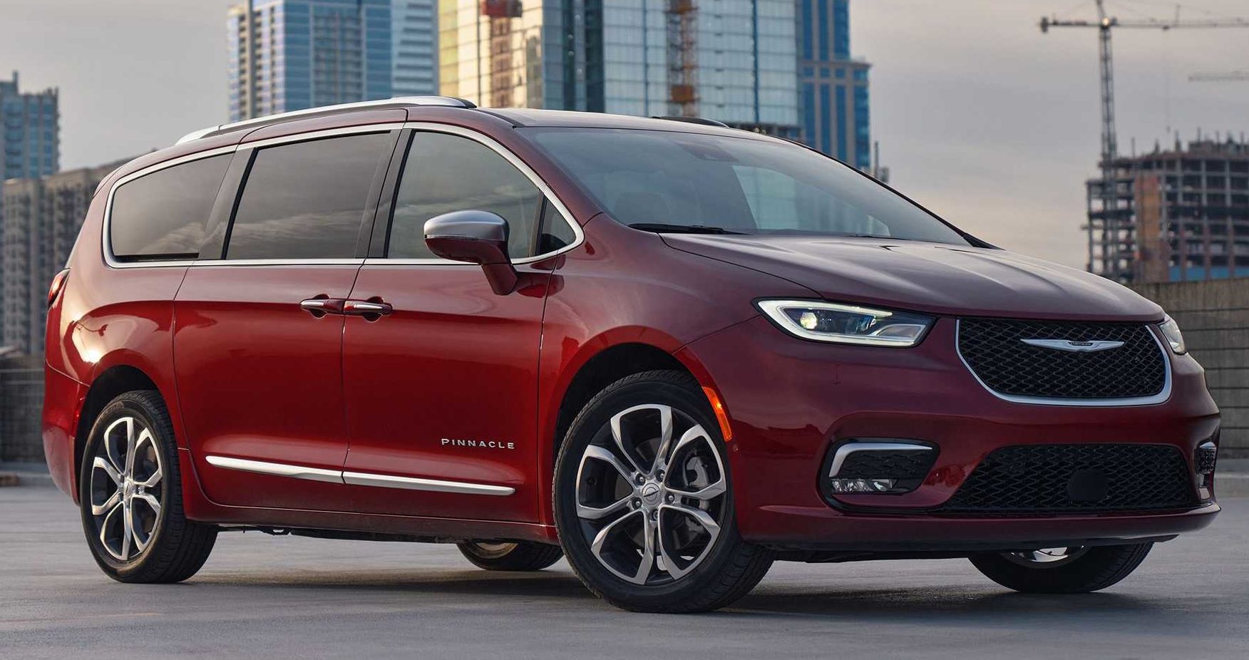 A Warm Welcome To The 2021 Chrysler Pacifica Minivan: A Full Review